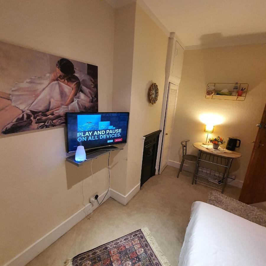 Monalisa Single Room Near Edgware Station מראה חיצוני תמונה